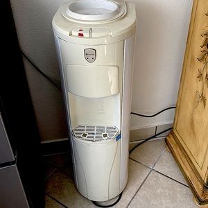 Glacier bay water dispenser